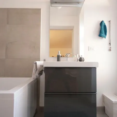 Gran Con Posto Auto! Apartment